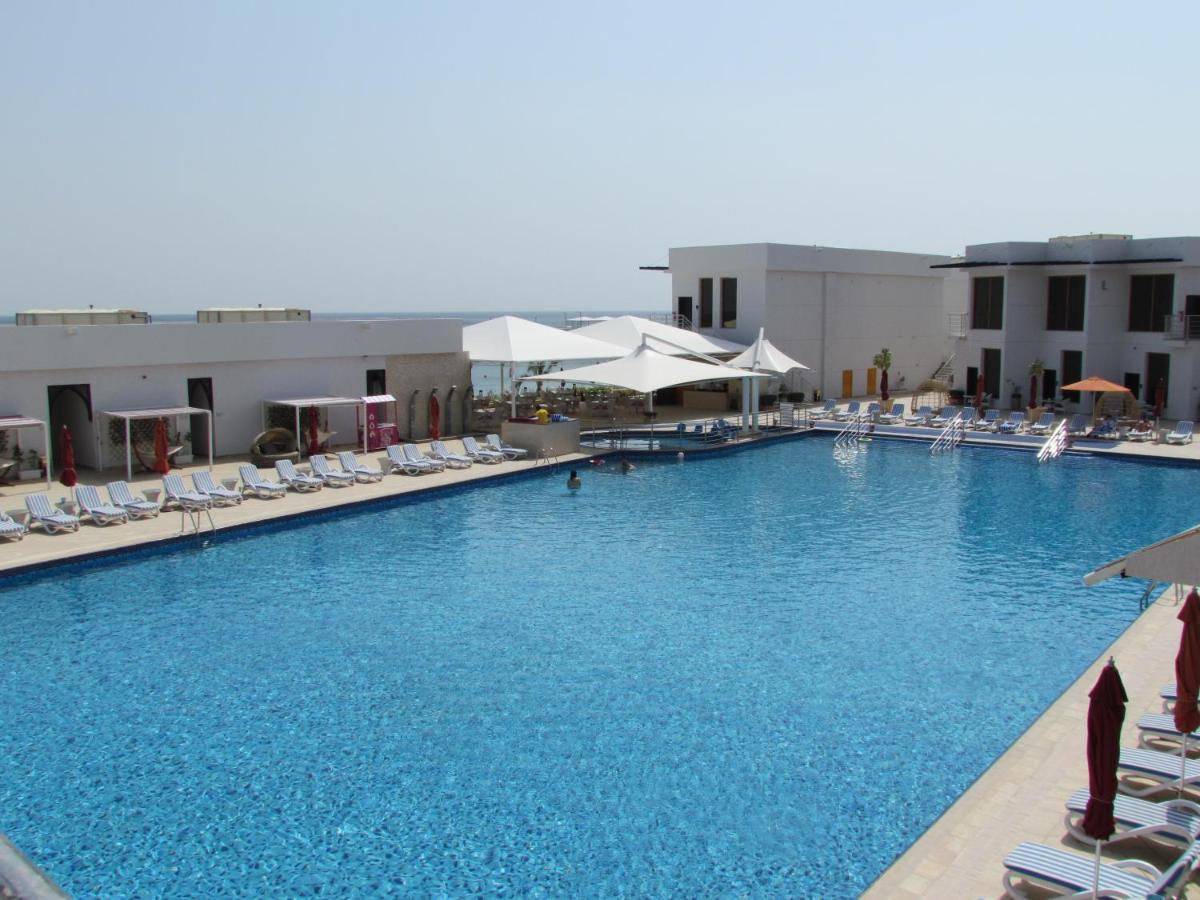 Mirage Bab Al Bahr Hotel Dibba Exterior foto